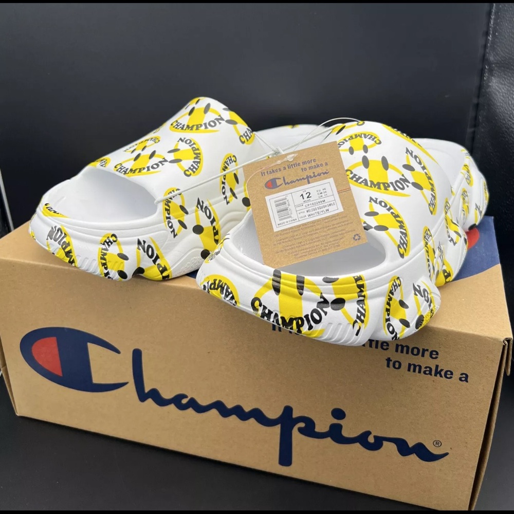 Champion Meloso Squish Smile Slide / Sandal, CP102209M, White, Mens Size 12